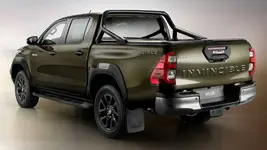 2021-toyota-hilux-left-hand-drive.webp