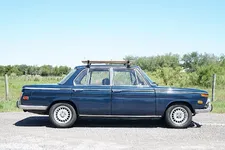 1970-BMW-2000-Neue-Klasse-16.webp