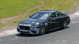 2021-mercedes-amg-e63-sedan-facelift-spy-photo.webp