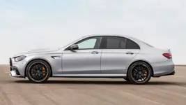 Mercedes-AMG%20E%2063%20S%20Saloon-9.webp