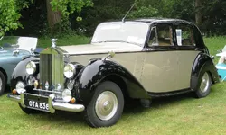 Rolls_Royce_Silver_Dawn_1953_4566cc.webp