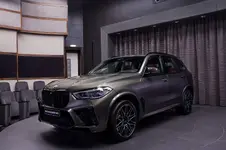 bmw-x5-m-competition-manhattan-green-1.webp