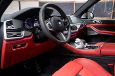 bmw-x5-m-competition-manhattan-green-21.webp