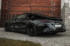 KW-Variante-4-BMW-M8-Competition-F92-Schwarz-06.webp