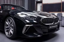 bmw-z4-sapphire-black-magma-red-abu-6.webp