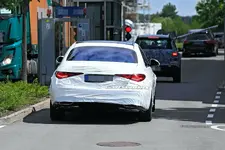 2021-Mercedes-Benz-S-Class-spy-shots-11.webp