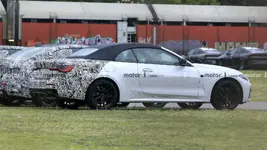 new-bmw-4-series-convertible-spy-images.webp
