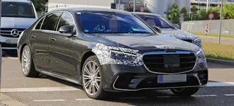 mercedes-benz-s-klasse-erlkoenig-die-neue-s-klasse-zeigt-sich-mit-wenig-tarnung-16170.webp