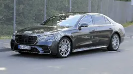 2021-mercedes-s-class-spy-photo-with-final-body.webp