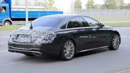2021-mercedes-s-class-spy-photo-rear-quarter-angle.webp