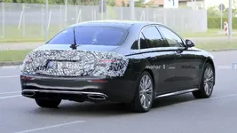 2021-mercedes-s-class-spy-photo-rear-view.webp