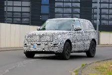 2022-range-rover-looks-ready-to-redefine-luxury-suvs-in-latest-spy-photos_33.webp