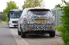 2022-range-rover-looks-ready-to-redefine-luxury-suvs-in-latest-spy-photos_21.webp