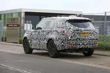 2022-range-rover-looks-ready-to-redefine-luxury-suvs-in-latest-spy-photos_20.webp