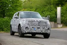 2022-range-rover-looks-ready-to-redefine-luxury-suvs-in-latest-spy-photos_14.webp
