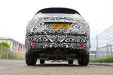 2022-range-rover-looks-ready-to-redefine-luxury-suvs-in-latest-spy-photos_7.webp