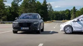 2021-mercedes-benz-s-class-teaser-e-active-body-control.webp