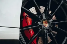 6-porsche-911-targa-2020-uk-fd-alloy-wheels.jpg