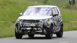 2021-land-rover-discovery-spy-photo.webp