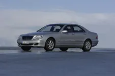 05C2263_273.webp