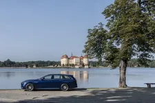 20C0542_037.webp