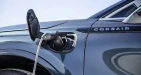 All-New-Lincoln-Corsair-Grand-Touring-FlightBlue6.webp