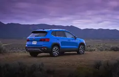2022_Volkswagen_Taos--12318.webp