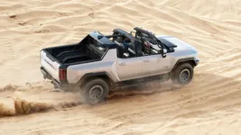 -ev-reveal-suspension-017-GMC-Hummer-BT1XX-FN-v1-0.jpg -ev-reveal-suspension-017-GMC-Hummer-BT1XX-FN-v1-0.jpg