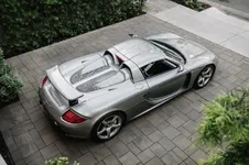 porsche-carrera-gt-002.jpg