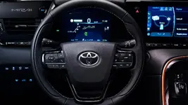 05-Tweede-generatie-Toyota-Mirai-zet-volgende-stap-in-mobiliteit-op-waterstof-1600x900_tcm-22...webp