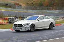 mercedes-cls-facelift-spied-nurburgring-15.webp