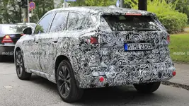 2022-bmw-x1-spy-photo-rear-three-quarters(3).webp