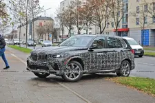 2022-bmw-x5-facelift-spy-3-2.webp