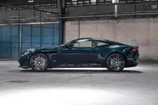 2020-Aston-Martin-DBS-Superleggera-Pentland-Green-15.webp