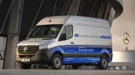 Mercedes-Benz-eSprinter-Exterior-001-Front-Three-Quarters.webp