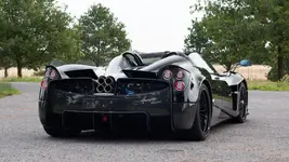 Pagani-Huayra-Roadster-5 (1).webp