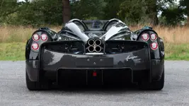 Pagani-Huayra-Roadster-8 (2).webp