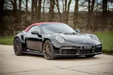 porsche-911-turbo-991-turbo-s-pdk-S4359624-1.webp