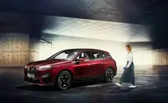 igital-key-plus-for-the-first-bmw-ix-01-2021-600px.webp