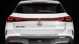 Mercedes-EQA-2021-Elektro-SUV-bigMobileWideGallery2x-484a948c-1758642.webp