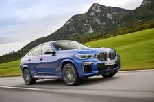 P90373776-the-new-bmw-x6-m50i-10-2019-600px.webp