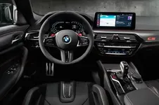 P90411365-the-new-bmw-m5-cs-studio-01-2021-600px.webp