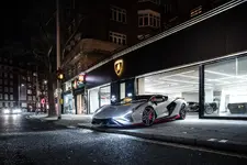 Lamborghini-London-Sians-8.webp