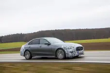 87-mercedes-benz-c-class-2021-prototype-ride-hero-side.webp