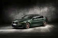 P90411345-the-new-bmw-m5-cs-studio-01-2021-600px.webp