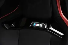 P90411371-the-new-bmw-m5-cs-studio-01-2021-600px.webp