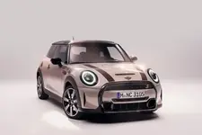 P90411648-mini-cooper-s-3-door-01-2021-600px.webp