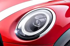 P90411759-mini-cooper-3-door-01-2021-600px.webp