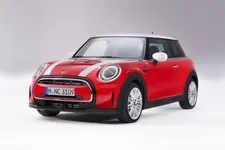 P90411753-mini-cooper-3-door-01-2021-600px.webp