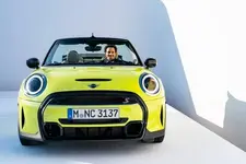gn-and-the-mini-cooper-s-convertible-01-2021-600px.webp